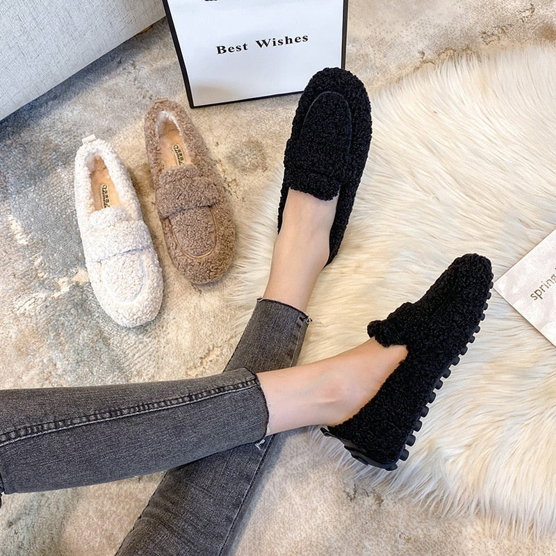 Arletta - Slimmade Loafers Med Plysch