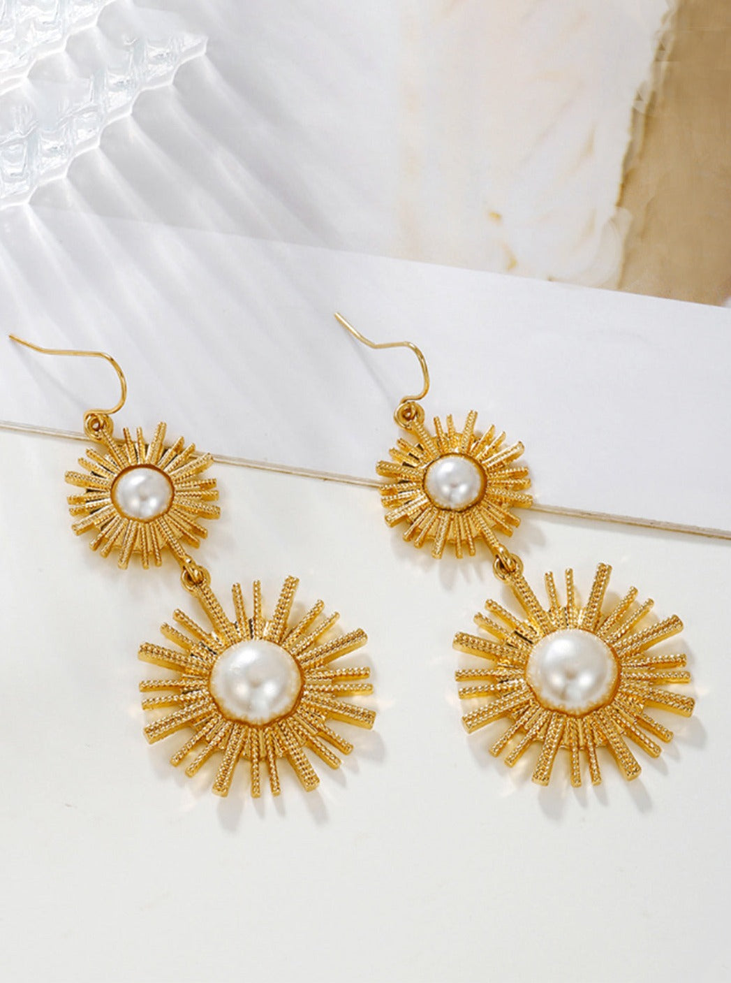 Sunburst Pearl Drop örhängen 